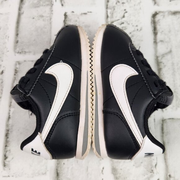 Nike Cortez EasyOn Baby Size 6 Black White Sneakers Hook-and-Loop Slip-On Shoes - Picture 6 of 10